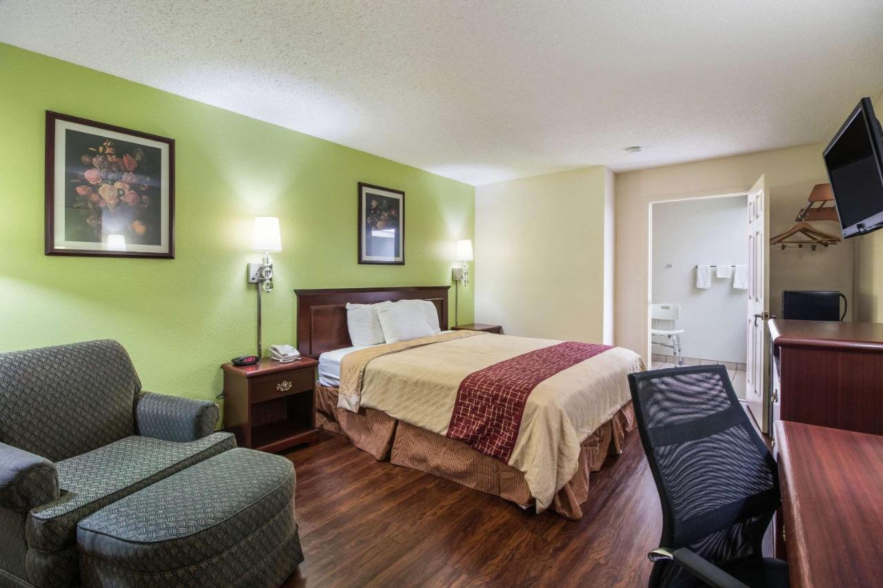 Rodeway Inn Bolivar Luaran gambar
